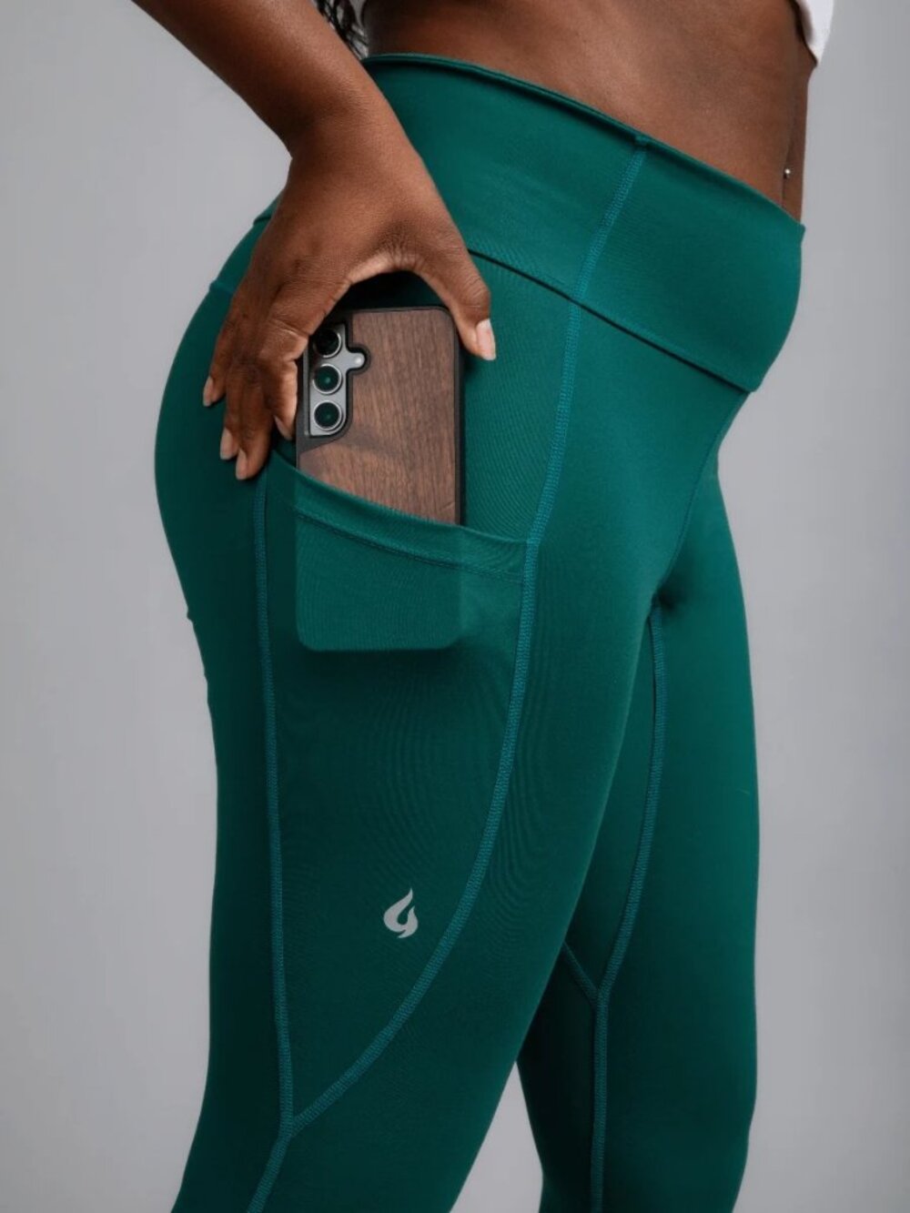 RARE Gnara Go Free 7/8 Leggings - Spruce Green - Large - Picture 4 of 10